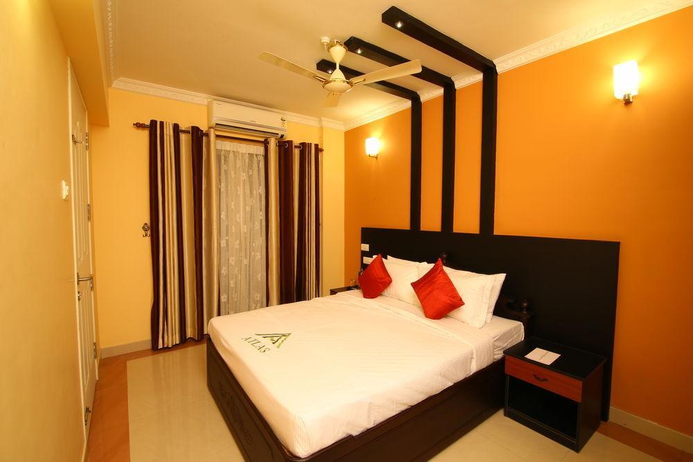 Atlas Airport Hotel Apartment Nedumbassery Exterior photo