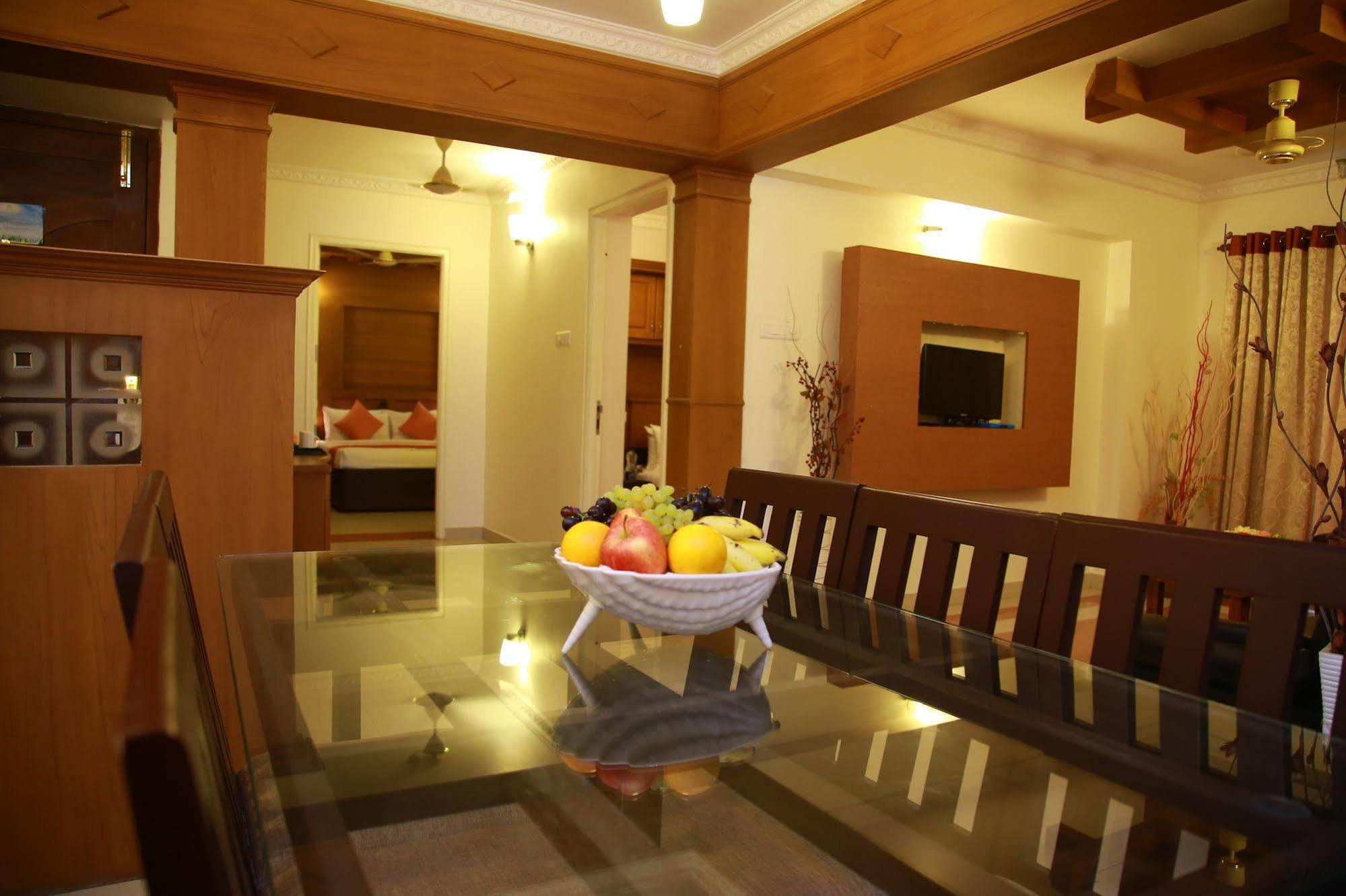 Atlas Airport Hotel Apartment Nedumbassery Exterior photo